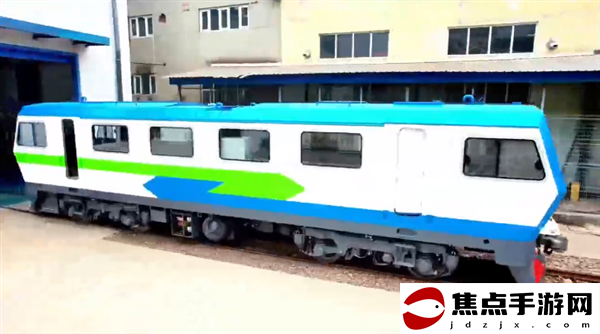我國首臺城市軌道交通新能源調車機車亮相 續航120KM用車成本爆降9成