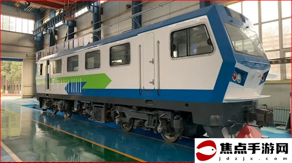 我國首臺城市軌道交通新能源調車機車亮相 續航120KM用車成本爆降9成